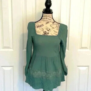 American  Eagle Embroidered Peasant Top